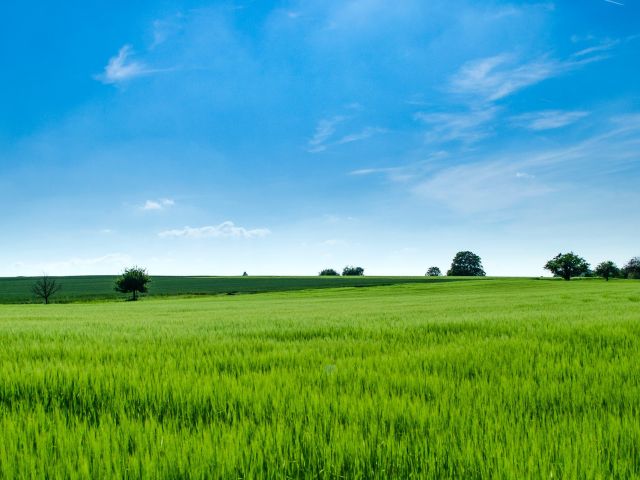 bright-clouds-country-440731a